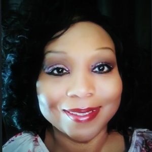 Meet your Posher, Joyce